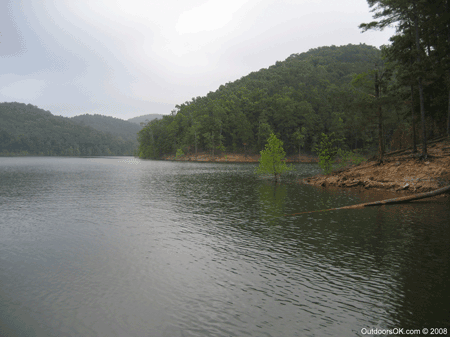 bass fishing at lake brokenbow Oklahoma